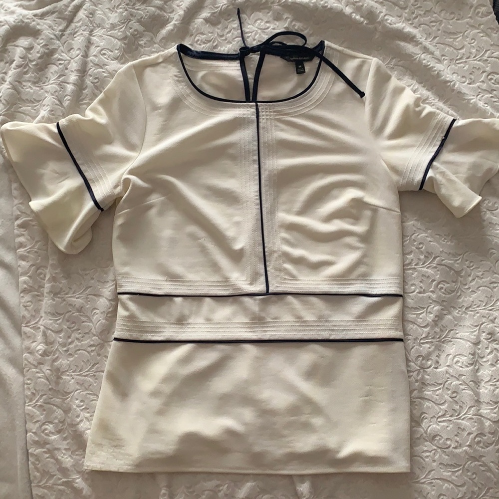 BANANA REPUBLIC TOP / SIZE M